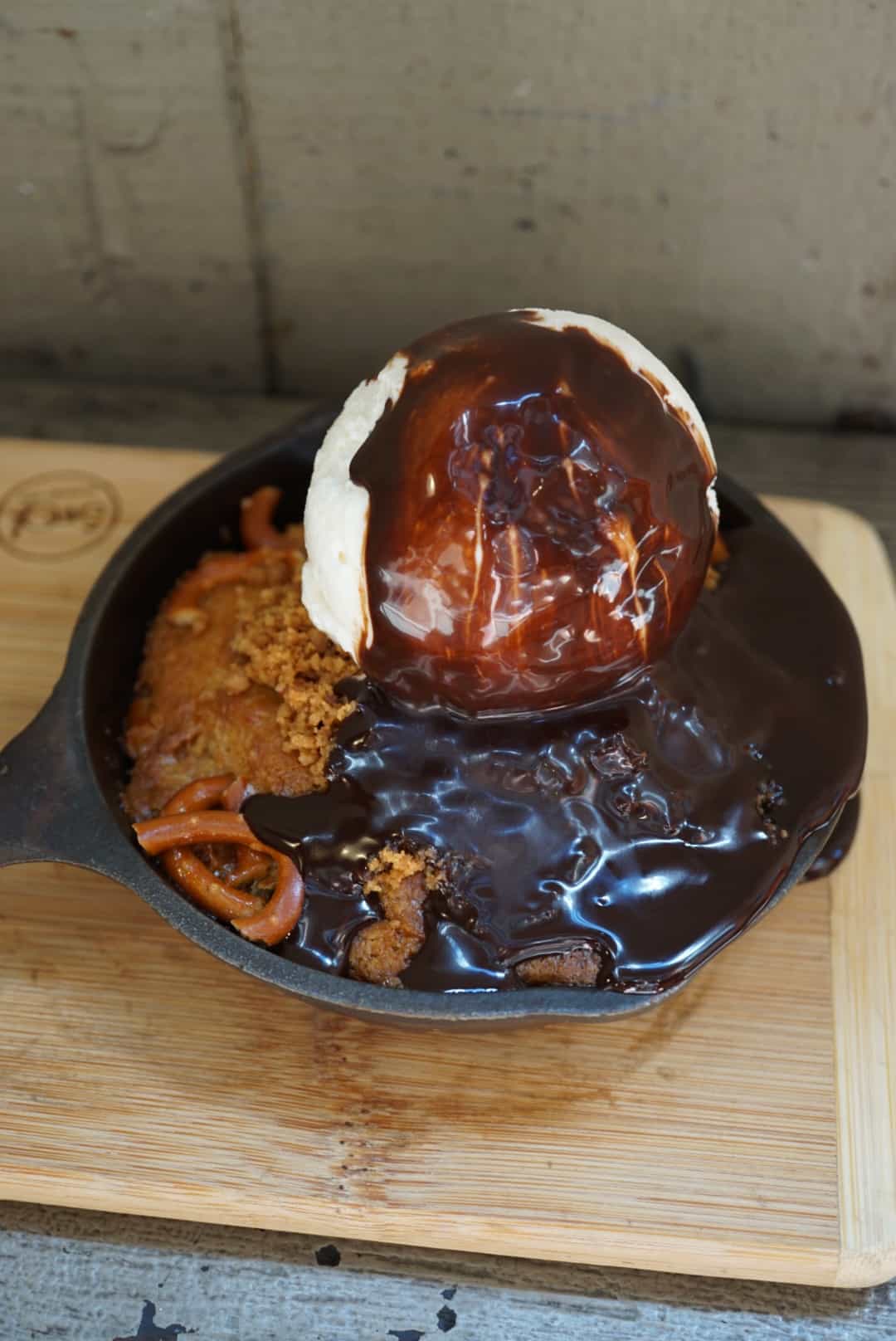 Skillet Cookie - Spot Dessert