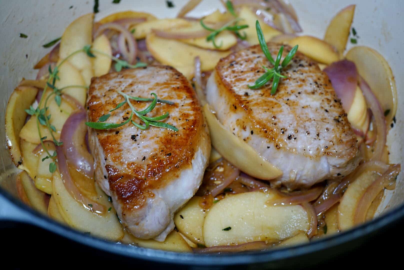 Whole30 Sweet And Savory Pork Chops