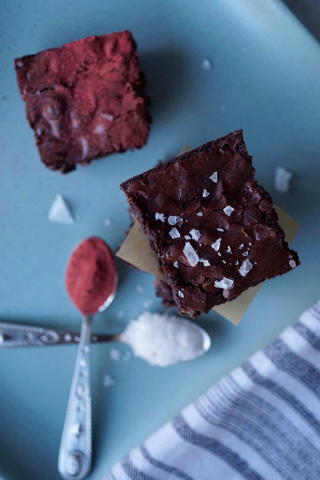 Brownies with beetroot powder and flaky salt