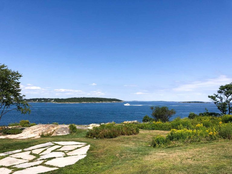 landscape photo of fort williams park in portland maine