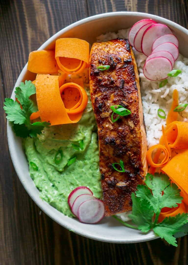 close up of a blackened salmon rice bowl