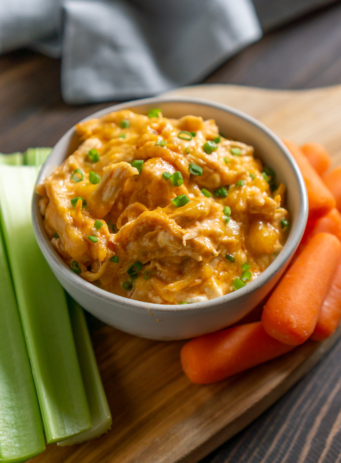 slow-cooker-buffalo-chicken-dip-southern-eats-goodies