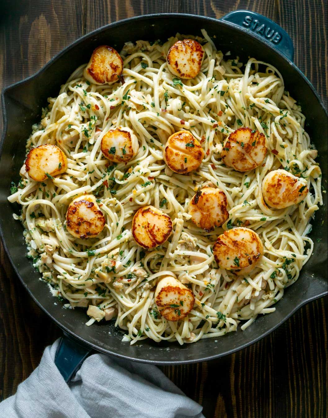 Easy Linguine With Clam Sauce And Seared Scallops - JZ Eats