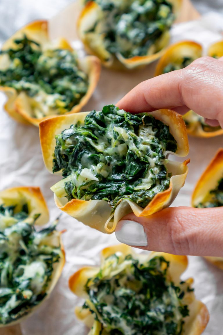 Spinach Artichoke Wonton Cups - JZ Eats