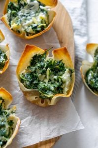 spinach and artichoke dip wonton cups