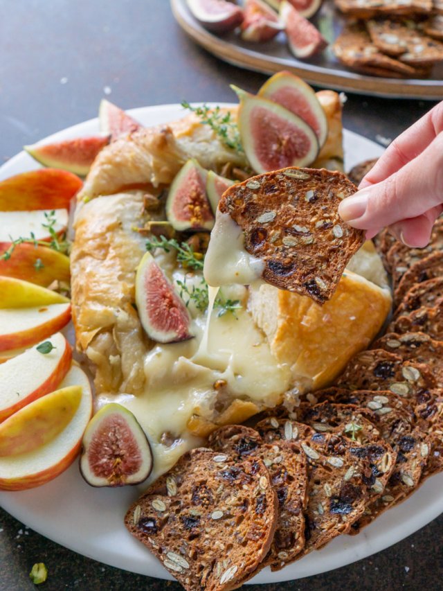 Baked Brie With Fig Jam