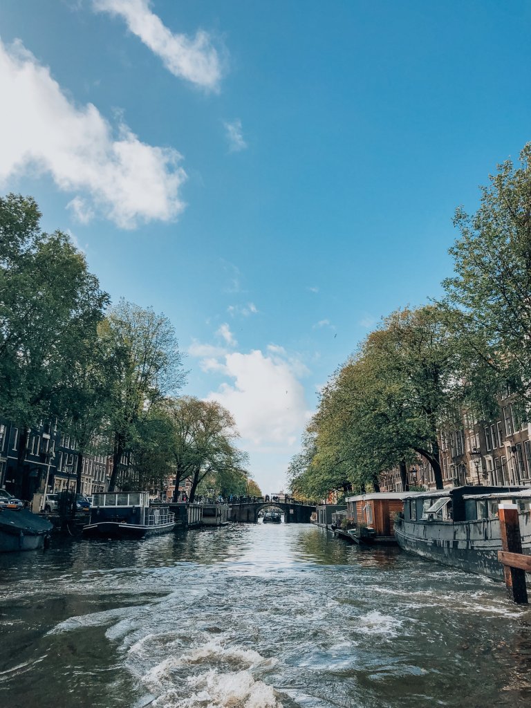 canal tour in amsterdam