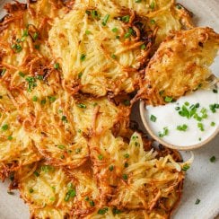 air fryer latkes with sour cream on the side